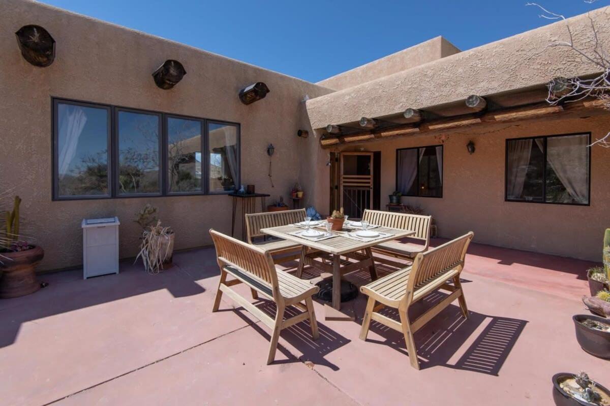 Renovated Lodge - Room 3 With Pool Access Joshua Tree Dış mekan fotoğraf