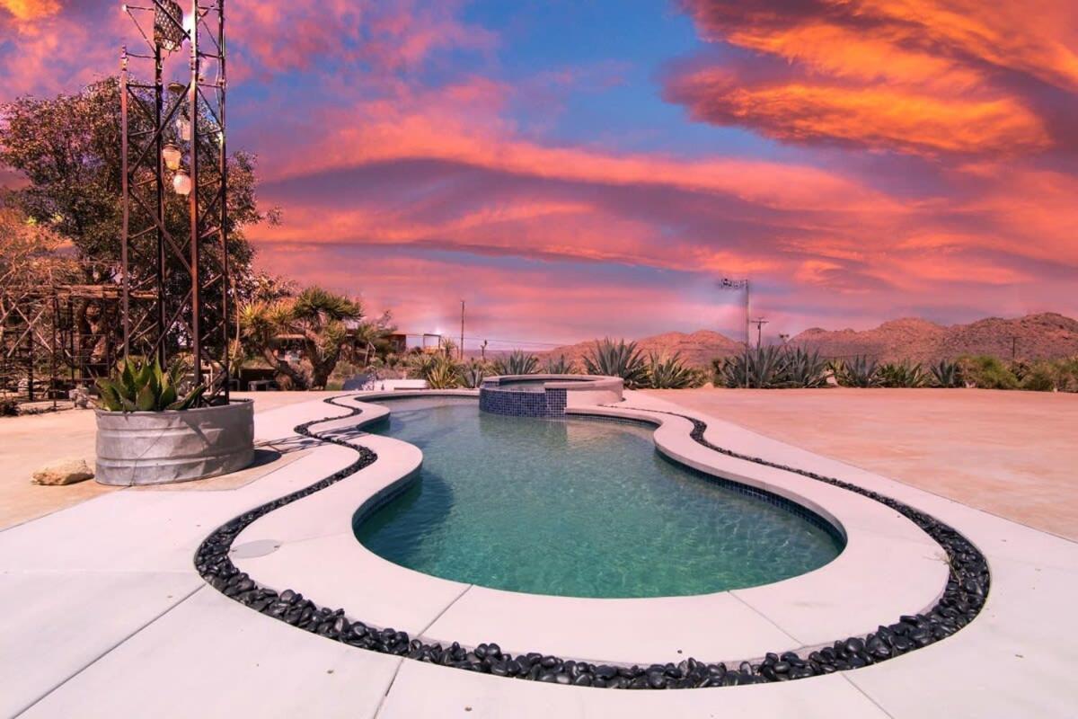 Renovated Lodge - Room 3 With Pool Access Joshua Tree Dış mekan fotoğraf