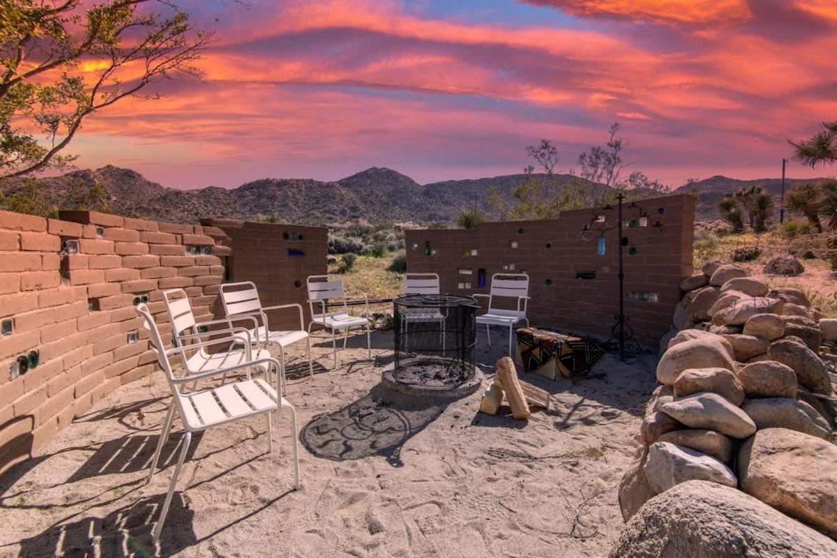 Renovated Lodge - Room 3 With Pool Access Joshua Tree Dış mekan fotoğraf